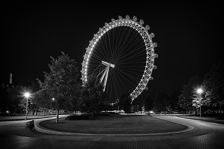 Photograph of London Eye at Night 1