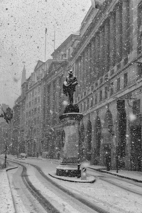 Royal Exchange Snow Scene 3